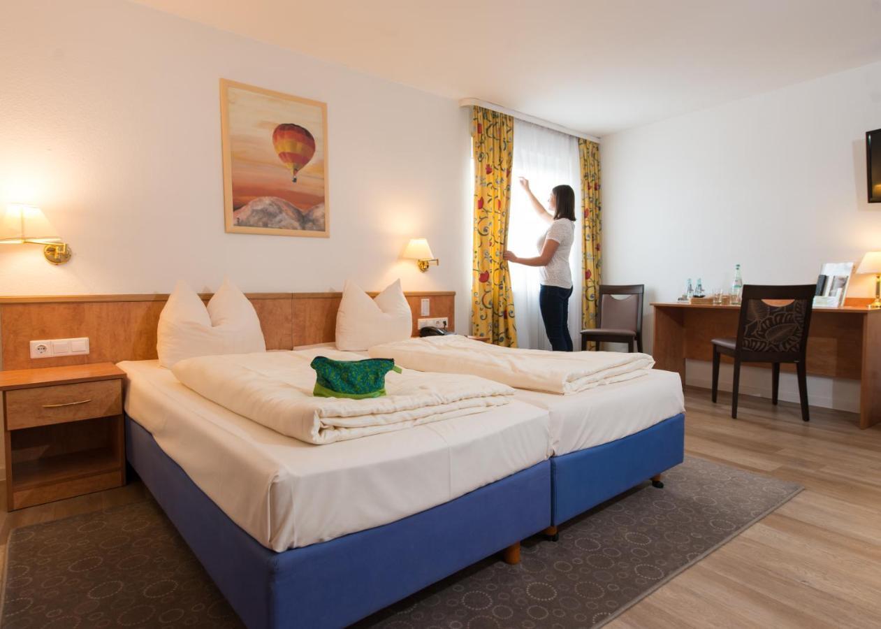 Hotel Ebnet Mutterstadt Zewnętrze zdjęcie